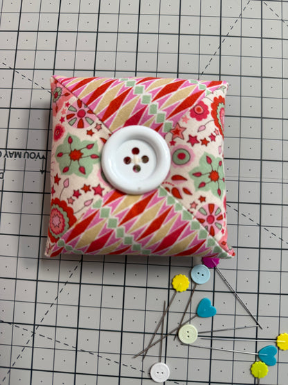 13 x 13 Pressing Board with Coordinating Pin Cushion